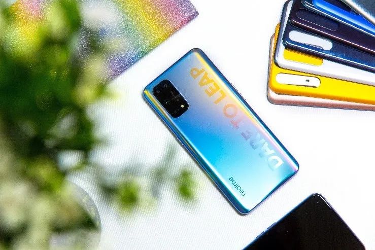 DTC案例 | 3年突破1億全球用戶，Realme憑啥保持50%逆勢增長？